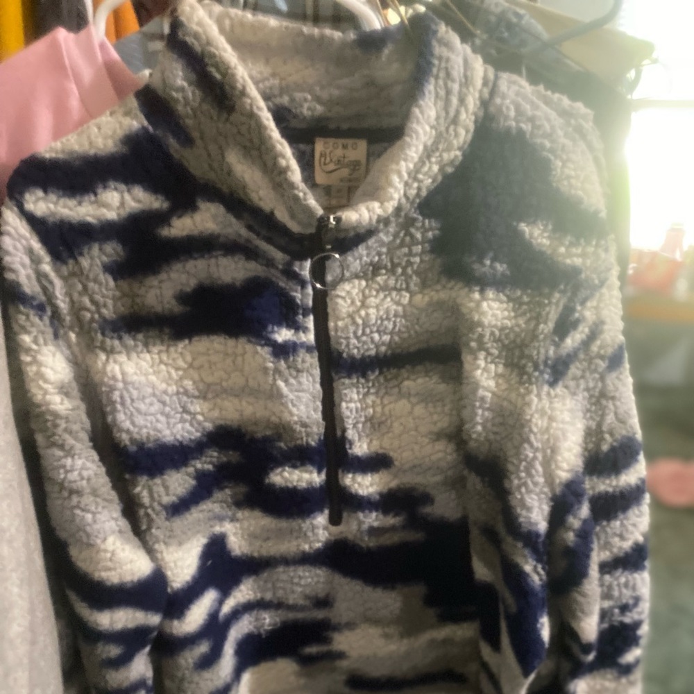 Como Vintage Pull Over Sweater